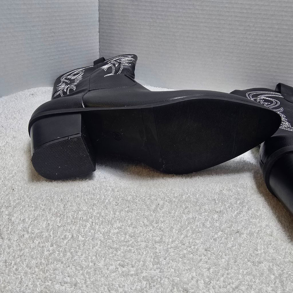 Women's Unbranded Black and White Heeled Cowboy Boots Size 9 - Picture 6 of 10